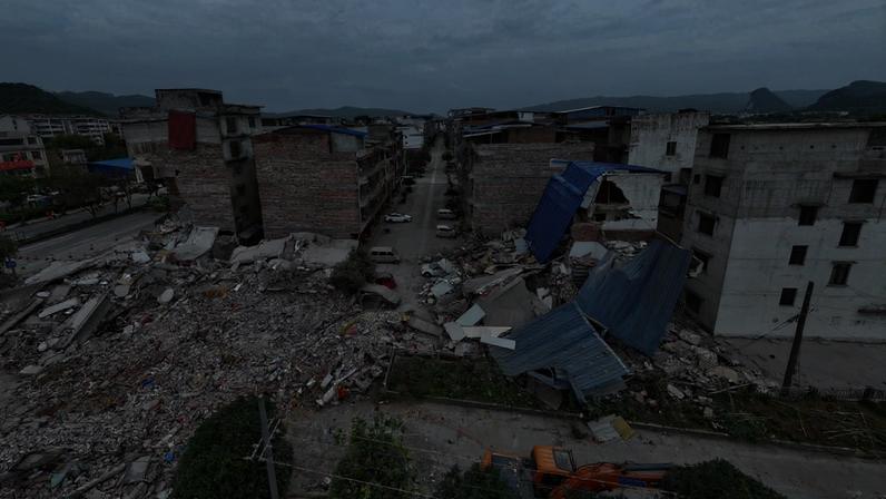 Edifícios desabaram após um terremoto no distrito de Liunan, em Liuzhou, na região de Guangxi, no sul da China, em 18 de maio de 2026