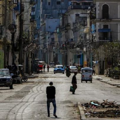 Cuba recebe ajuda de US$ 100 milhões dos EUA em crise humanitária