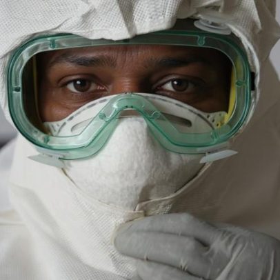 Surto de Ebola no Congo registra 80 mortes e alerta sanitário na região
