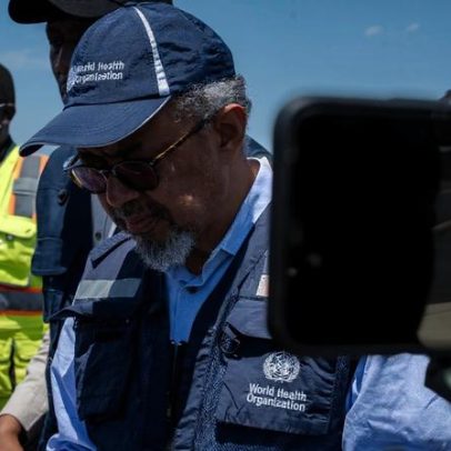 Diretor-geral da OMS visita epicentro do surto de Ebola no Congo