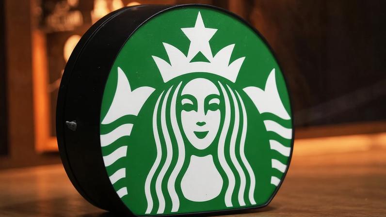 A Starbucks Korea retirou imediatamente a campanha do ar e publicou um pedido oficial de desculpas.