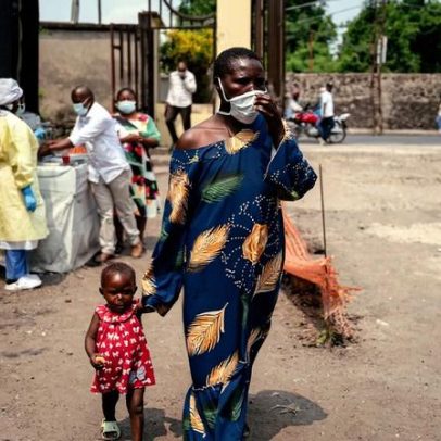 Aeroportos dos EUA implementam detecção de Ebola
