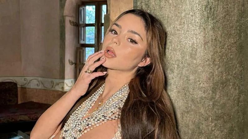 Musa do OnlyFans, Demi Rose ‘quebra’ a internet com foto nua em meio à natureza
