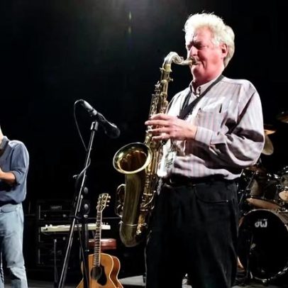 Morre Dick Parry, saxofonista histórico do Pink Floyd