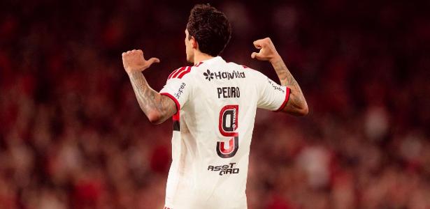 Pedro fez o gol de empate para o Flamengo contra o Athletico-PR