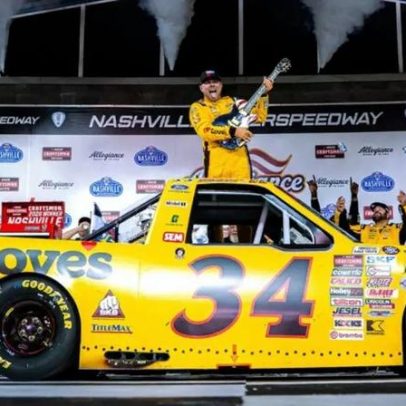 Layne Riggs vence em Nashville após disputa na última volta
