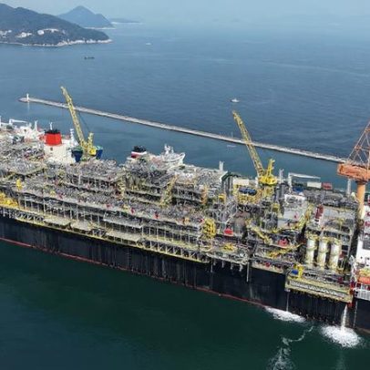 Petrobras inicia plataforma P-79 e eleva produção de petróleo e gás