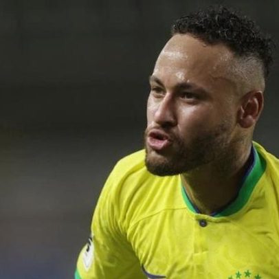 Neymar invade live de amigo e comemora convocação