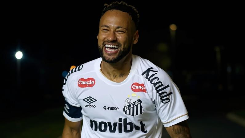 Neymar comemora gol do Santos contra o Deportivo Recoleta (PAR), pela Copa Sul-Americana