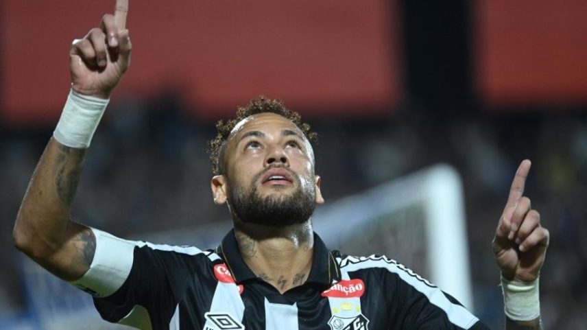 Neymar, do Santos, comemora gol contra o Deportivo Recoleta, pela Copa Sul-Americana