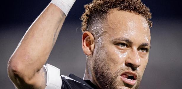 Neymar comemora gol contra o Deportivo Recoleta na Copa Sul-Americana
