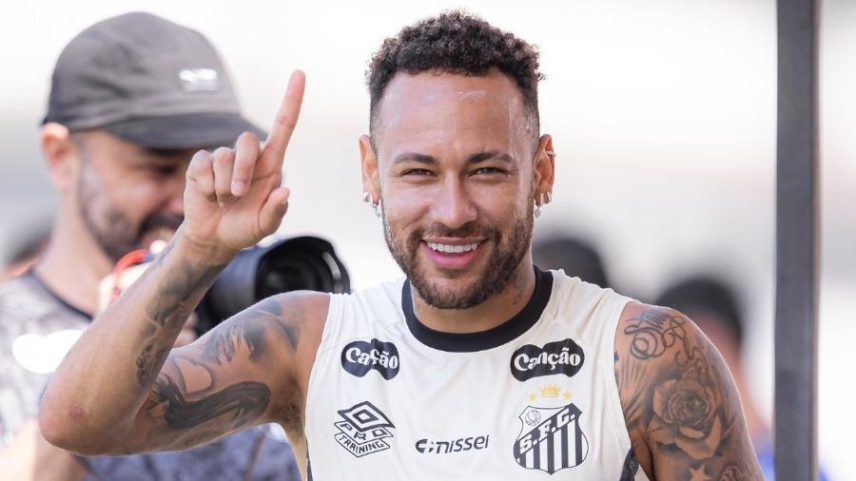 Neymar, durante treino do Santos