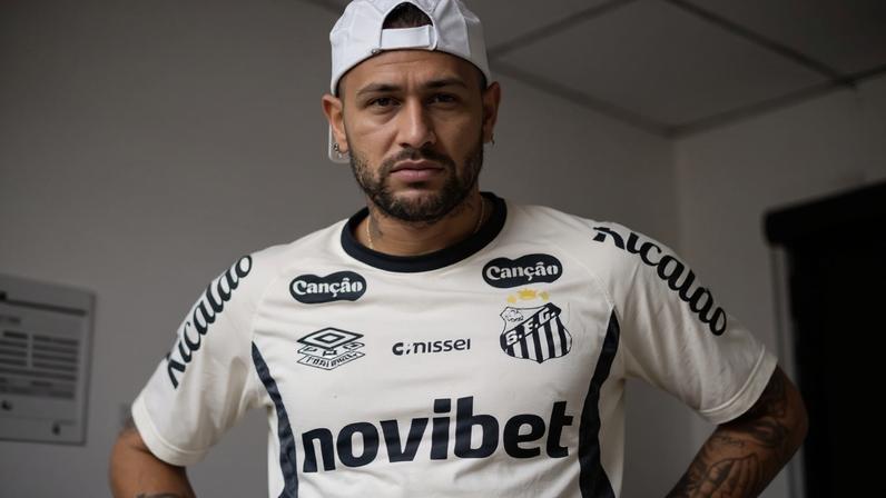 Neymar em trabalho interno na academia do CT Rei Pelé