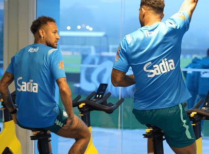 Ancelotti precisa cortar Neymar e reverter rota, dizem colunistas