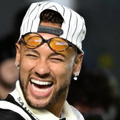 Neymar minimiza lesão antes de se apresentar à seleção