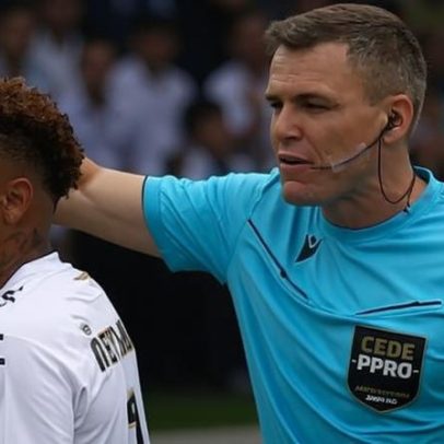 Neymar é substituído; placa eletrônica prevalece, diz ex-árbitra Ana Paula
