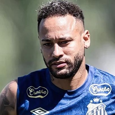 Edema de Neymar volta a acender alerta na Copa