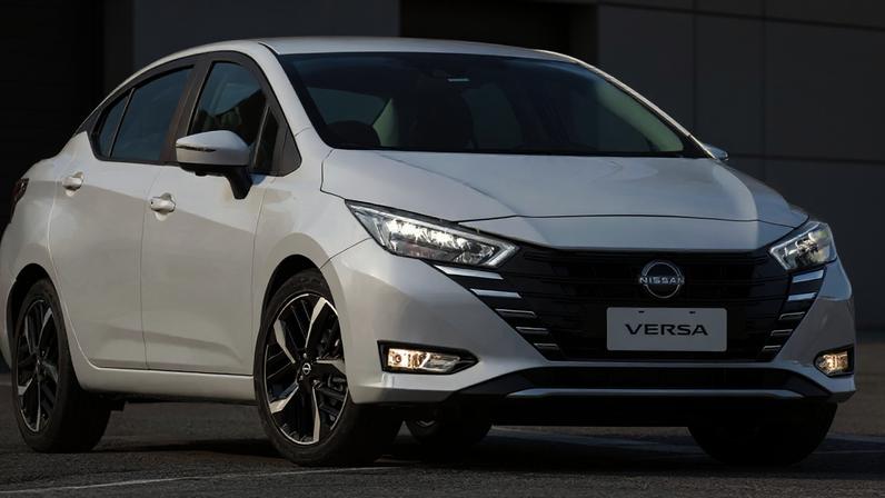 Nissan Versa Exclusive 2025