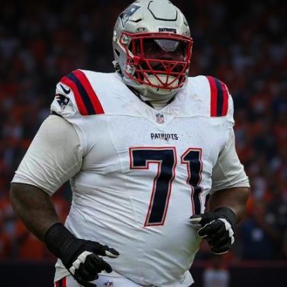 Patriots: Onwenu assina acordo revisado; Olszewski é levado de maca