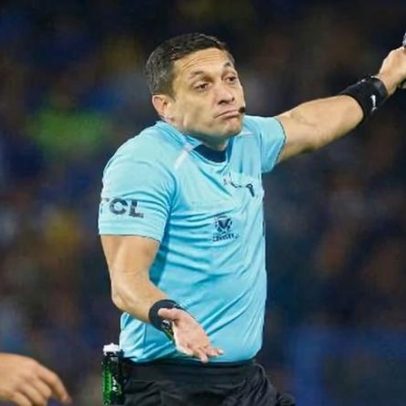 Jornais argentinos criticam árbitro de Boca x Cruzeiro em noite conturbada