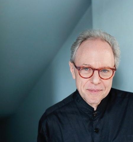 O músico, escritor e crítico literário Arthur Nestrovski