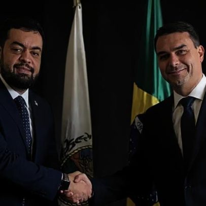 Castro avalia renúncia ao Senado para poupar Flávio; quem pode substituí-lo