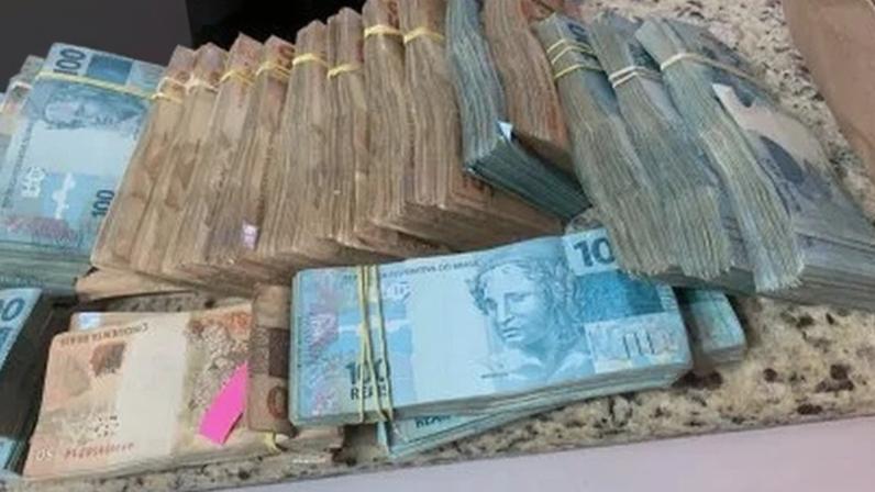 Esquema investigado pelo MPSP envolve adulteração de combustíveis, fintechs e lavagem de dinheiro com uso de empresas de fachada