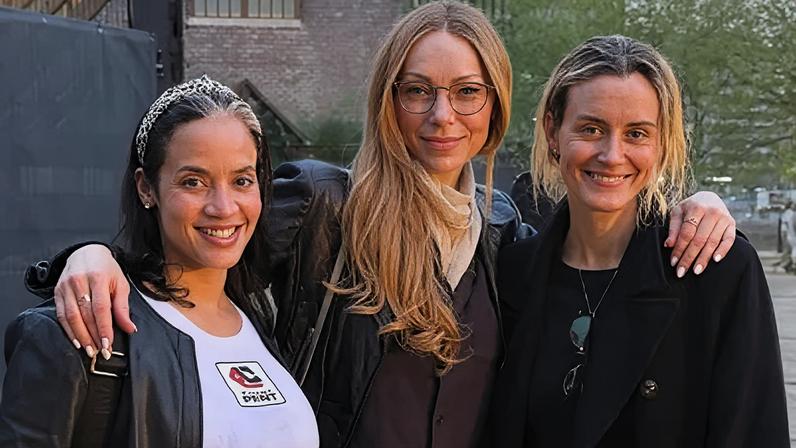Dascha Polanco, Laura Prepon e Taylor Schilling