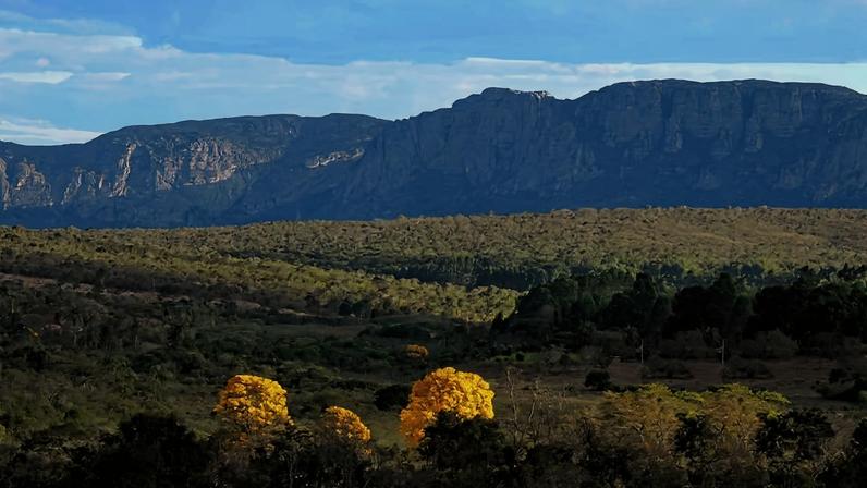 Porteirinha, no Norte de Minas, reúne tradição agropecuária e expansão do ensino técnico. Crédito: Viajar Verde.