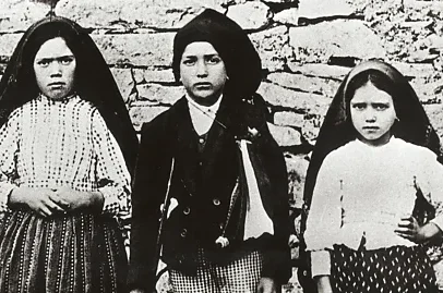 Sol gira como roda de fogo; profecias anunciam a queda da URSS