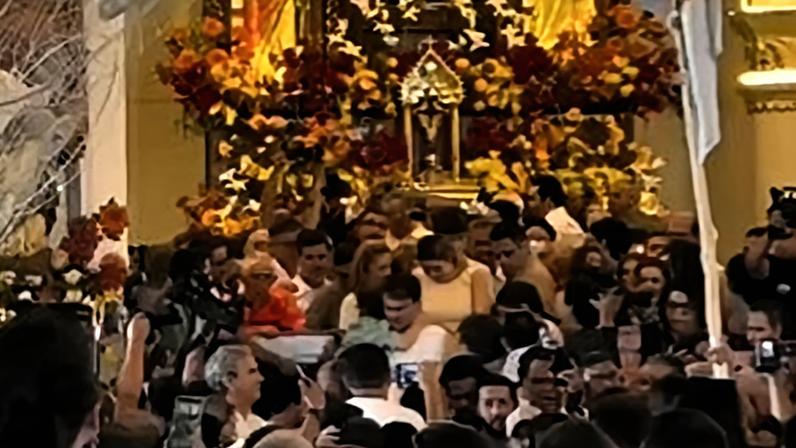 Diácono afirma igreja não é lugar para politicagem na missa com Ciro e Elmano
