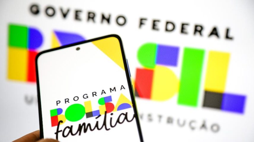 Bolsa Família integra a renda de 17,2% dos domicílios
