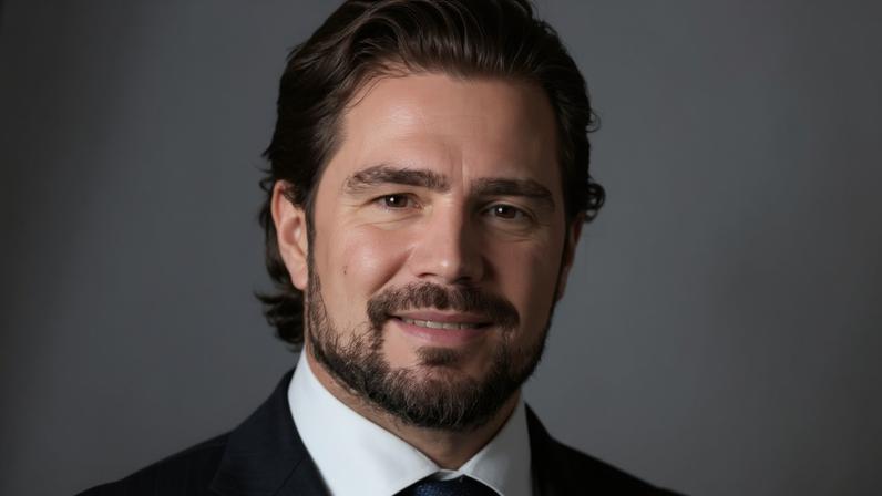 Na imagem, Henrique Vorcaro e Daniel Vorcaro