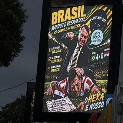Flávio comenta sobre outdoor que mostra Bolsonaro agredindo Gustavo Gómez