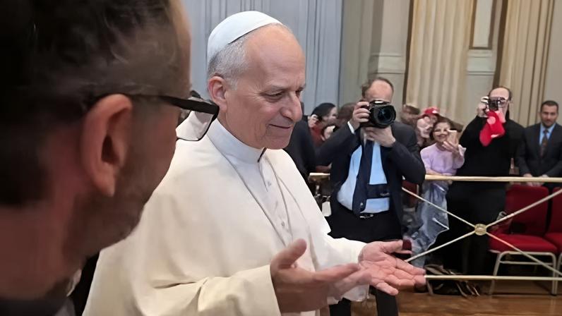 Papa Leão XIV vira tendência no TikTok e vídeo viraliza