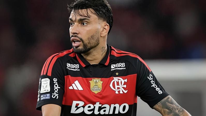 Paquetá, do Flamengo, reclama durante partida contra o Palmeiras, pelo Brasileirão