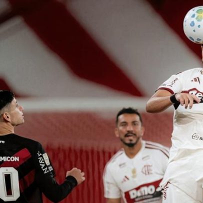 Athletico-PR e Flamengo empatam com Ancelotti de olho em sete convocados