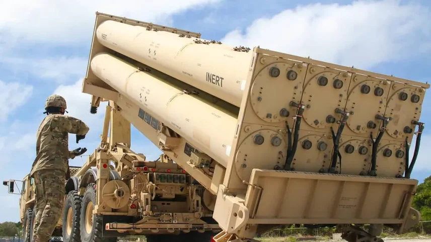 Governo dos EUA autoriza venda bilionária de armas a países do Oriente Médio sem revisão do Congresso. (Foto: Capt. Adan Cazarez/Exército dos EUA)