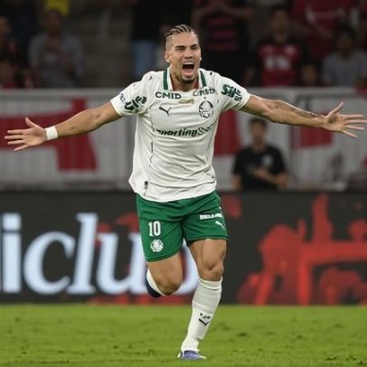 Palmeiras: Paulinho desencanta e revela resiliência desejada por Abel