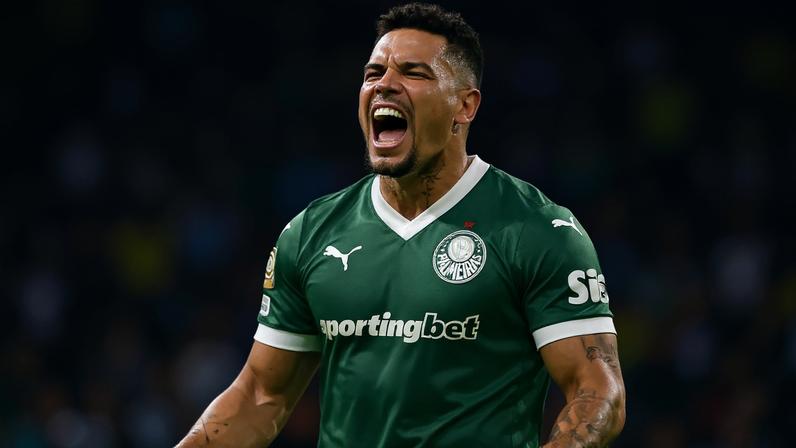 Paulinho, do Palmeiras (na foto, em partida do Mundial de Clubes de 2025), pode ser punido pela forma como celebrou um gol contra o Flamengo. (Foto: Will Oliver/EFE/EPA)