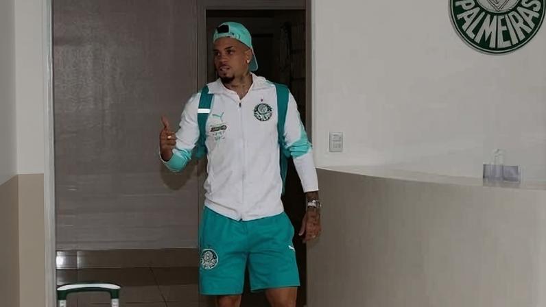 Paulinho viajou com a delegação do Palmeiras para Lima e pode ser novidade na Libertadores