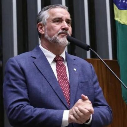 Governo tenta manobra; proposta 4x3 do PL é rejeitada sem votação