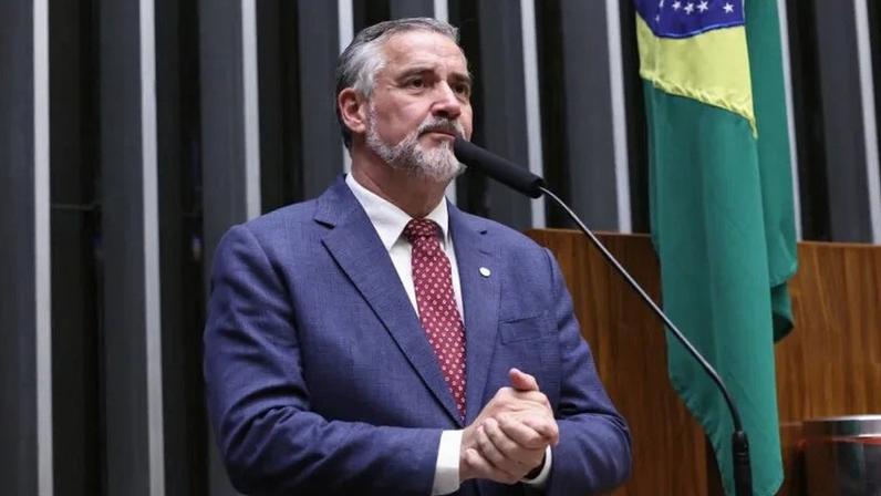 Manobra foi encabeçada pelo líder do Governo na Câmara, deputado Paulo Pimenta