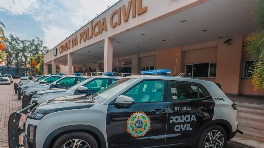 Grupo é suspeito de ter movimentado R$ 453 milhões do CV em empresas de ferro-velho e sucata. (Foto: divulgação/PCERJ)