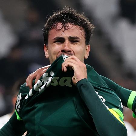 Pedro Lima, do Palmeiras, durante jogo contra o Corinthians pelo Brasileirão sub-20
