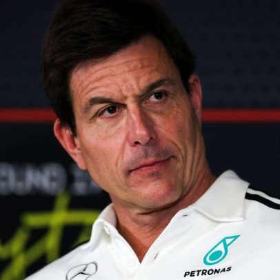 Mercedes apoia retorno dos V8 na F1 e cobra equilíbrio com eletrificação