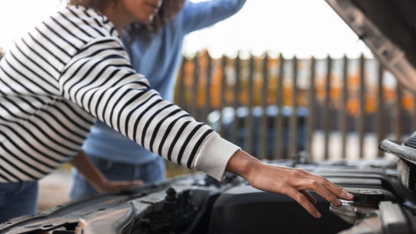 Bateria do carro falha no frio: saiba como agir