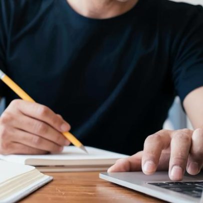 Como declarar bolsas de estudo no Imposto de Renda 2026