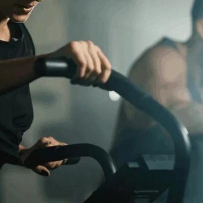 Treino de força com cardio não compromete ganho de músculo