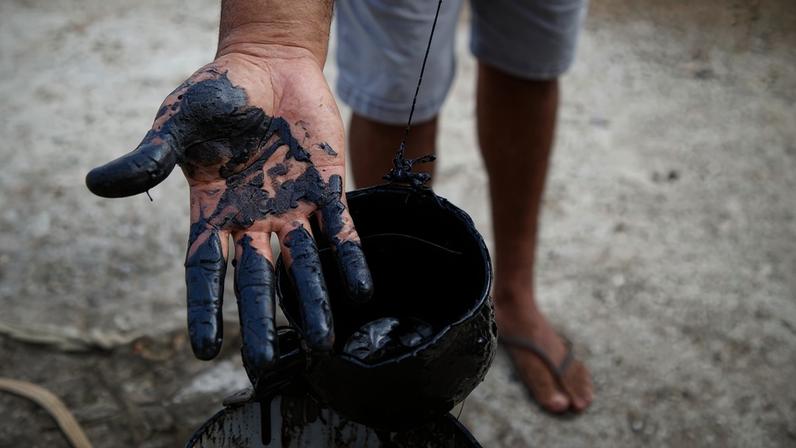 Substância encontrada em sítio no Ceará é petróleo cru, diz ANP